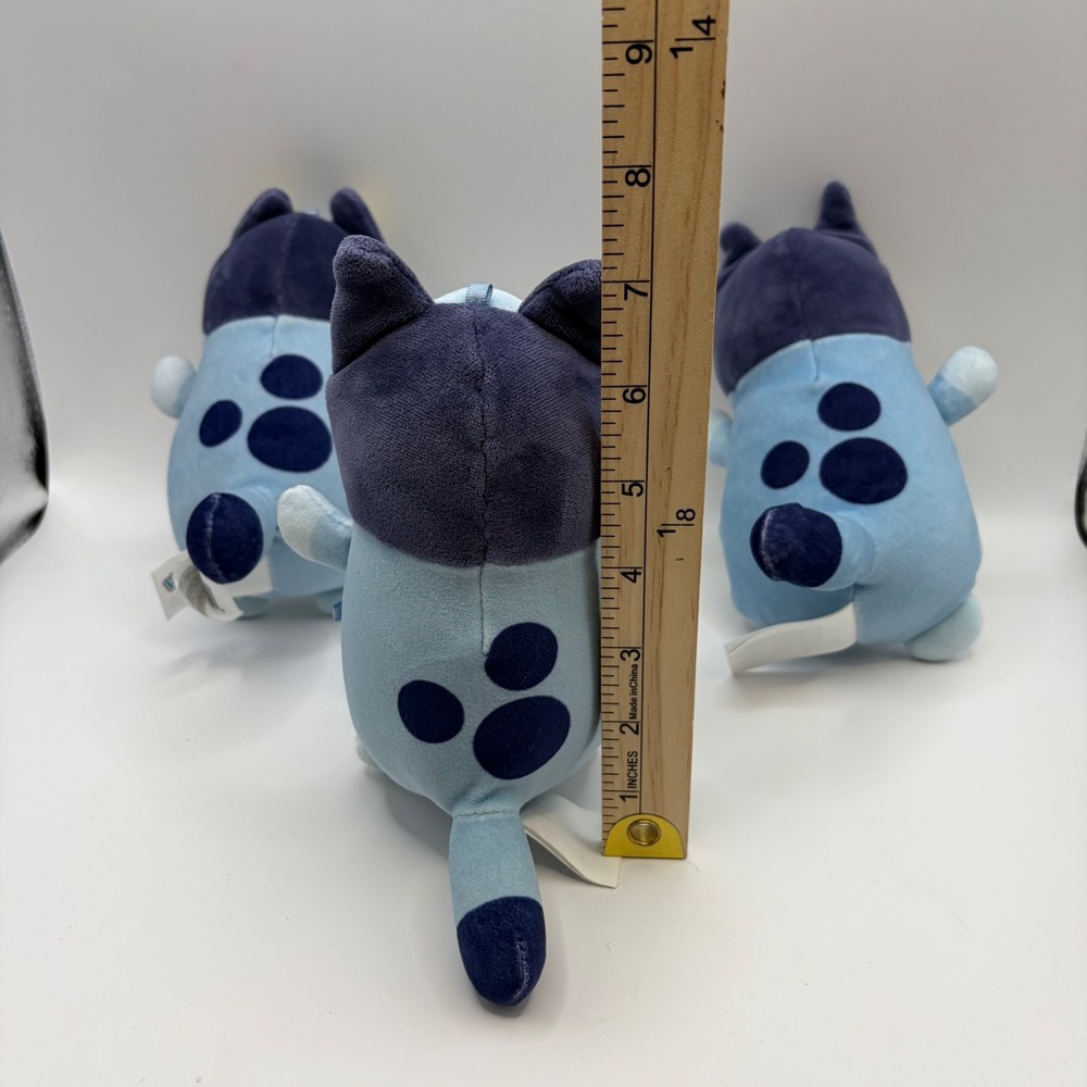 Bluey HugMees Squishmallows 9 Inch Plush BBC Jazwares Lot of 3 Bluey Heeler Toy - Picture 6 of 6